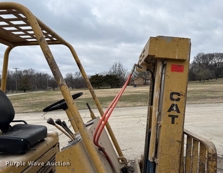 image for item EC4489 Caterpillar V50B forklift