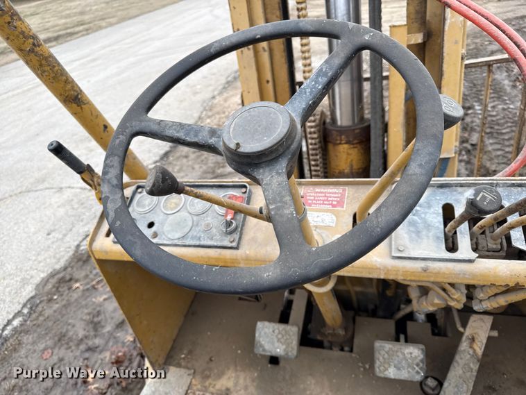 image for item EC4489 Caterpillar V50B forklift