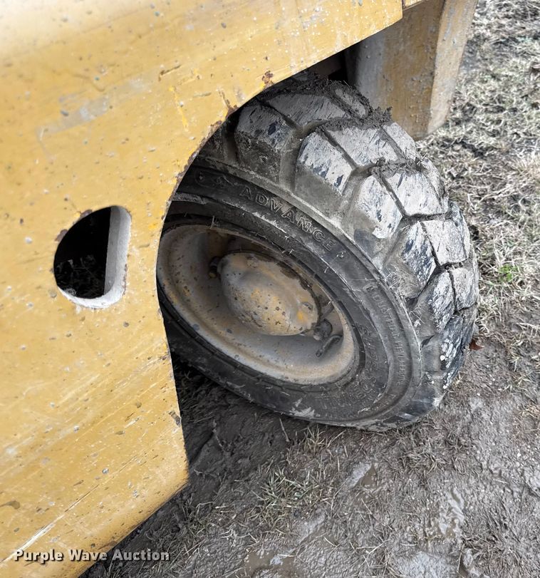 image for item EC4489 Caterpillar V50B forklift