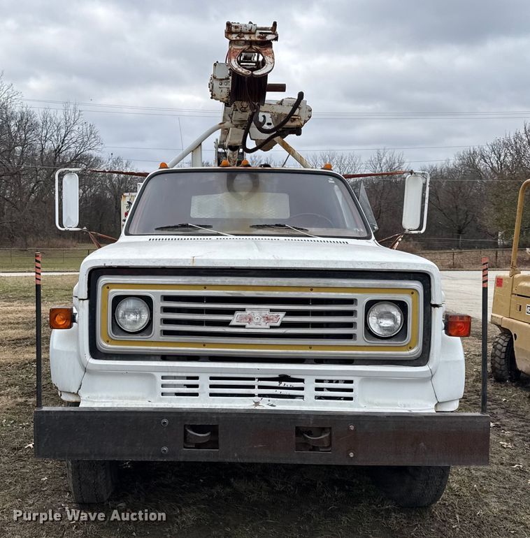 image for item EC4490 1978 Chevrolet C60 digger derrick truck