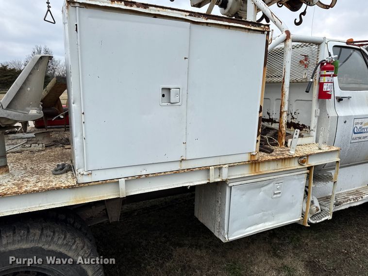 image for item EC4490 1978 Chevrolet C60 digger derrick truck