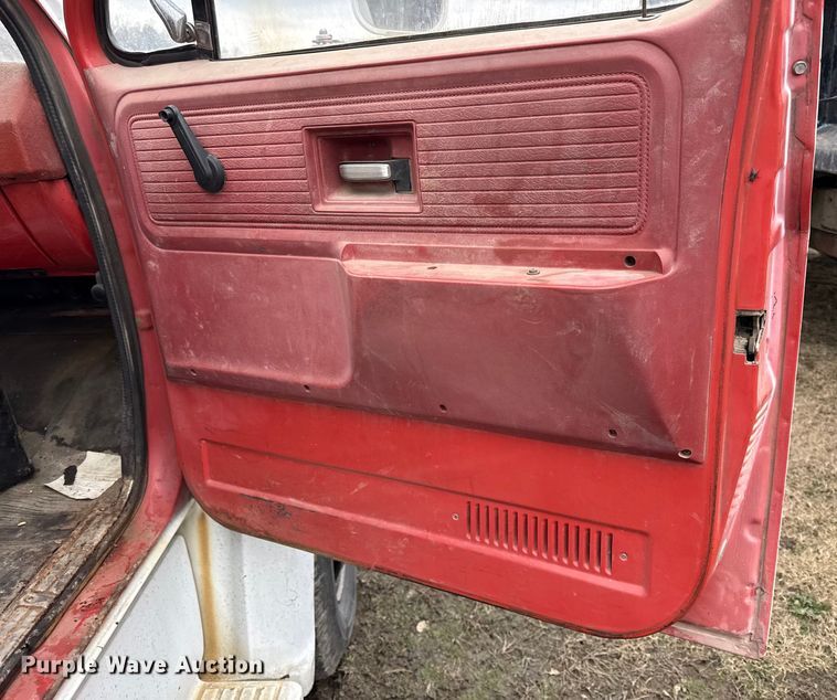 image for item EC4490 1978 Chevrolet C60 digger derrick truck