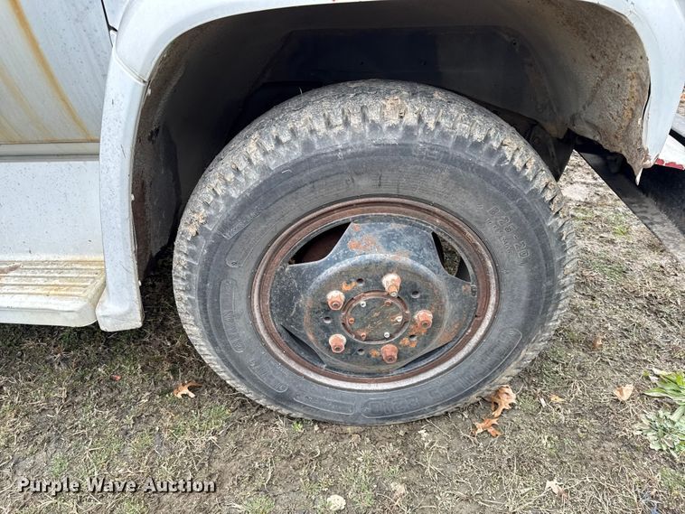 image for item EC4490 1978 Chevrolet C60 digger derrick truck