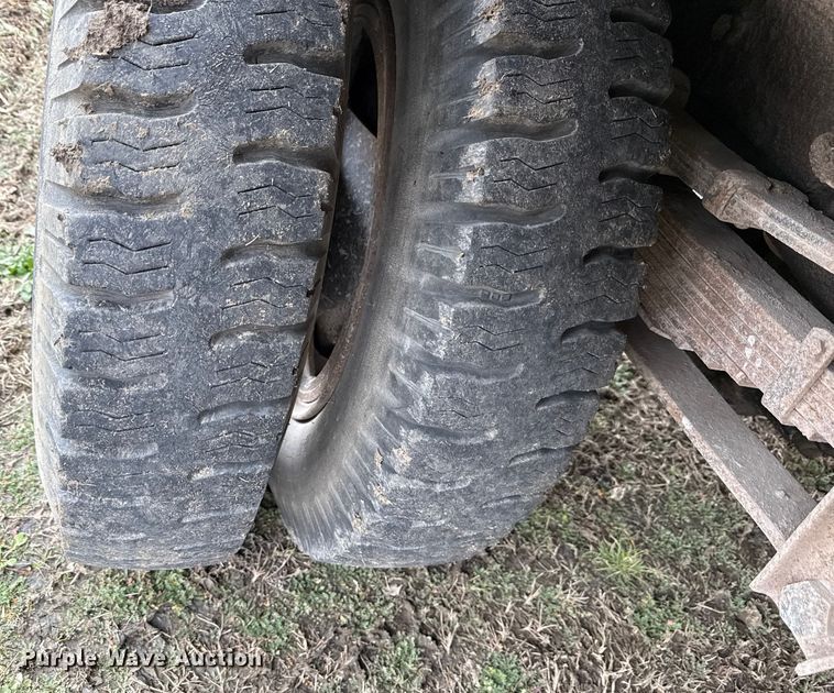 image for item EC4490 1978 Chevrolet C60 digger derrick truck