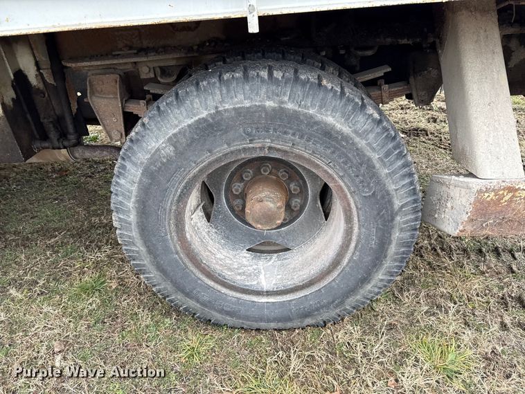 image for item EC4490 1978 Chevrolet C60 digger derrick truck