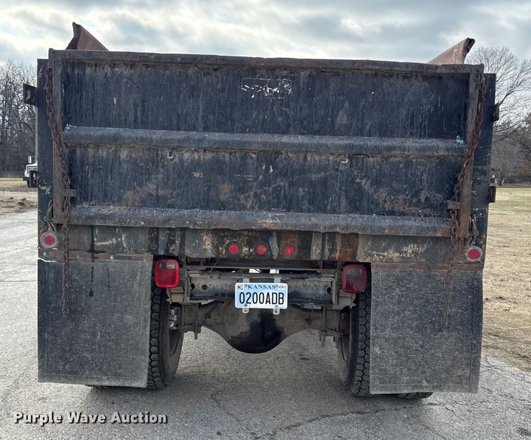 image for item EC4491 1984 GMC C7000 dump truck