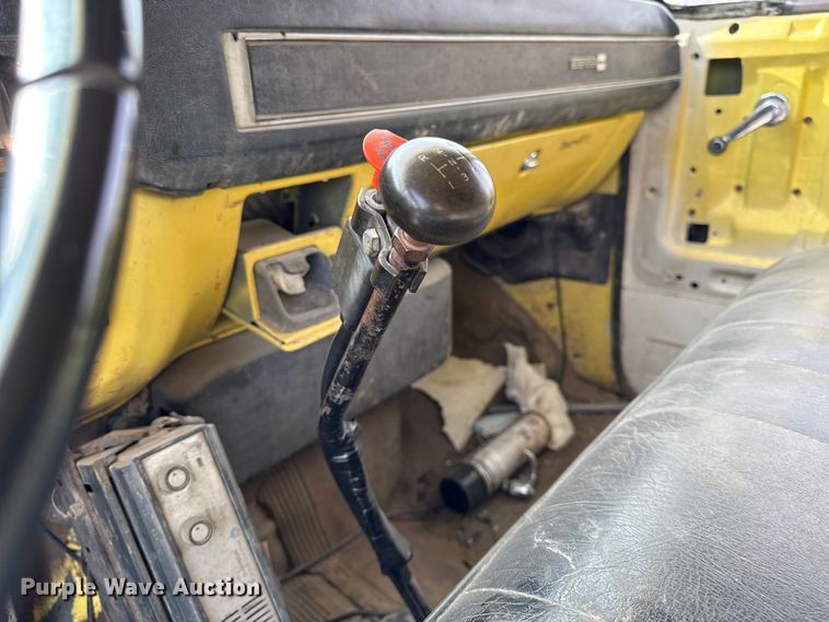 image for item EC4491 1984 GMC C7000 dump truck