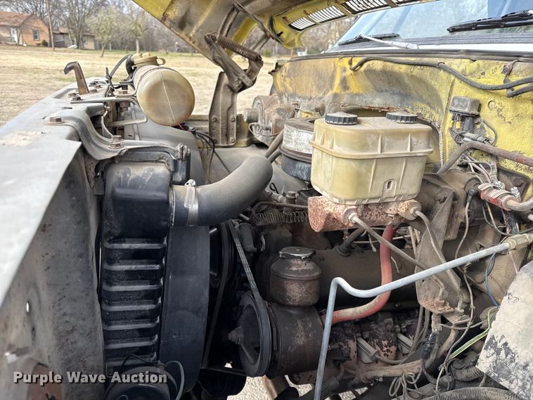 image for item EC4491 1984 GMC C7000 dump truck