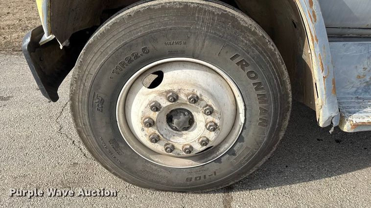 image for item EC4491 1984 GMC C7000 dump truck