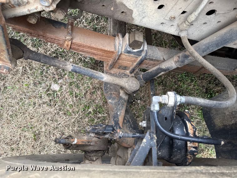 image for item EC4492 1988 Chevrolet C7 winch truck