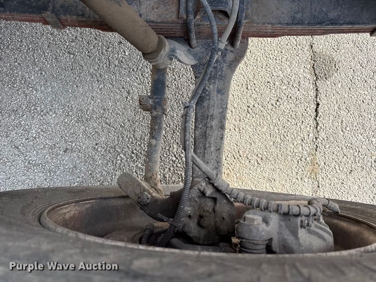 image for item EC4494 2000 International 4700 dump truck