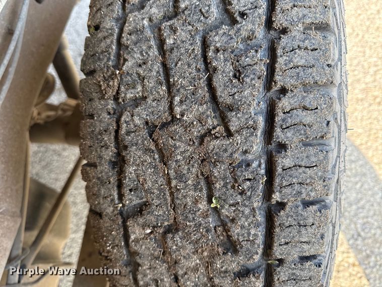 image for item EC4495 2002 GMC Sierra 1500 pickup truck