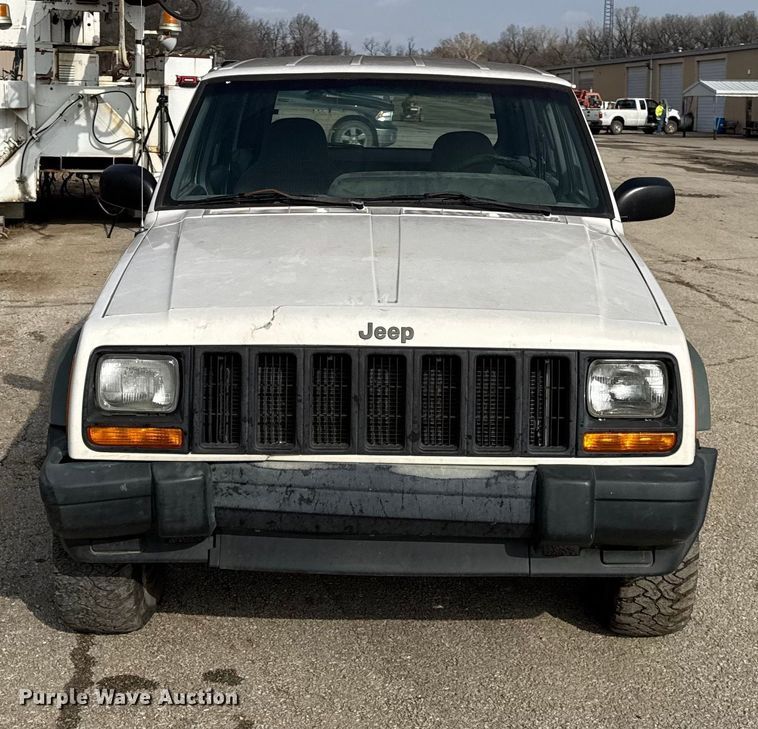 image for item EC4497 1997 Jeep Cherokee SUV