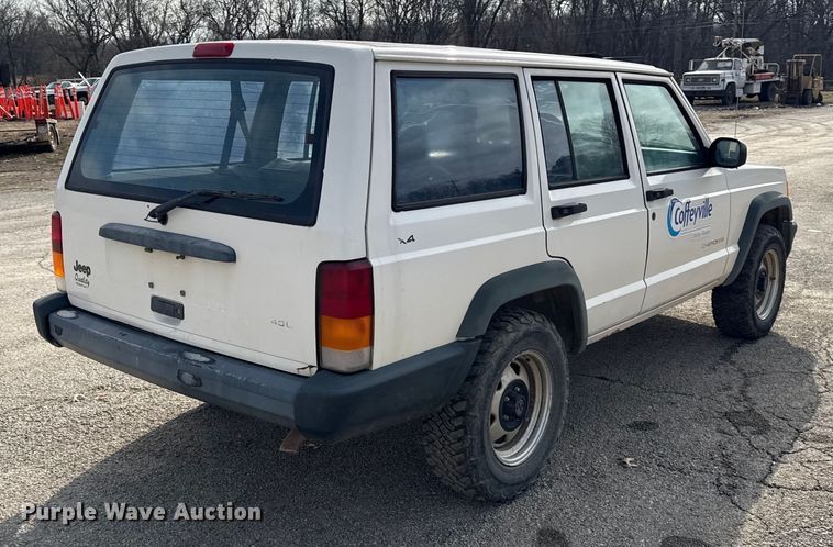 image for item EC4497 1997 Jeep Cherokee SUV