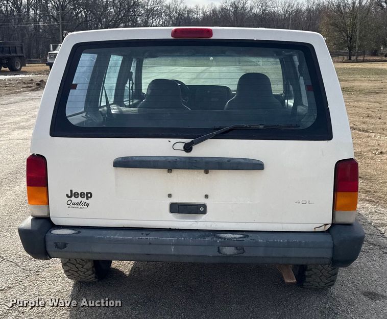 image for item EC4497 1997 Jeep Cherokee SUV