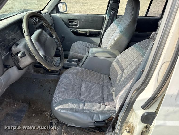 image for item EC4497 1997 Jeep Cherokee SUV