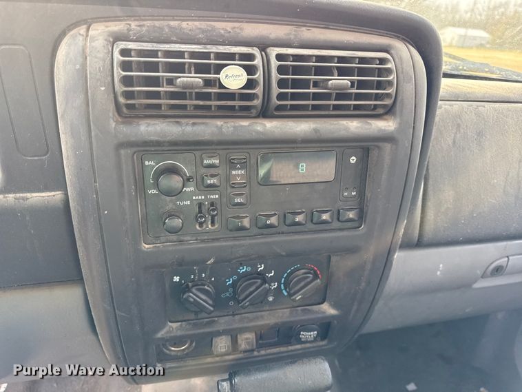 image for item EC4497 1997 Jeep Cherokee SUV