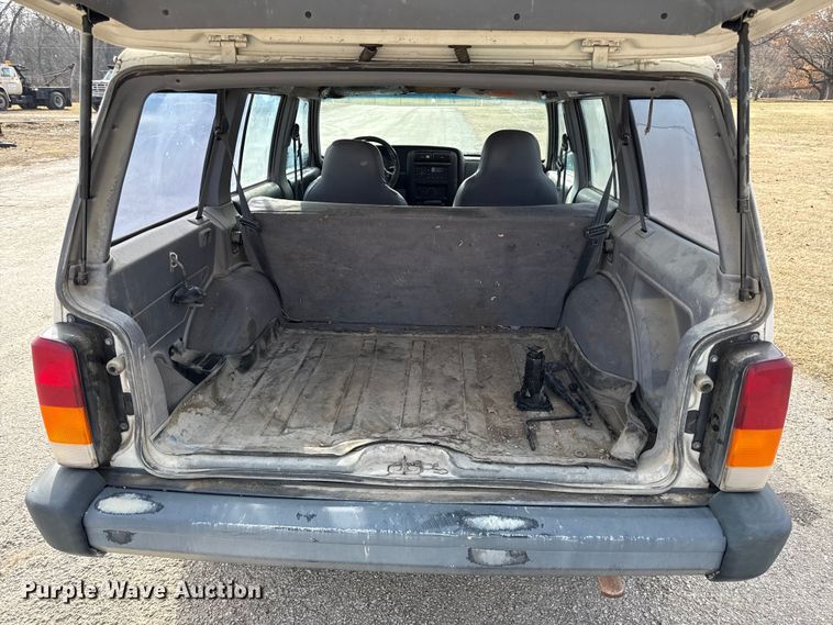 image for item EC4497 1997 Jeep Cherokee SUV