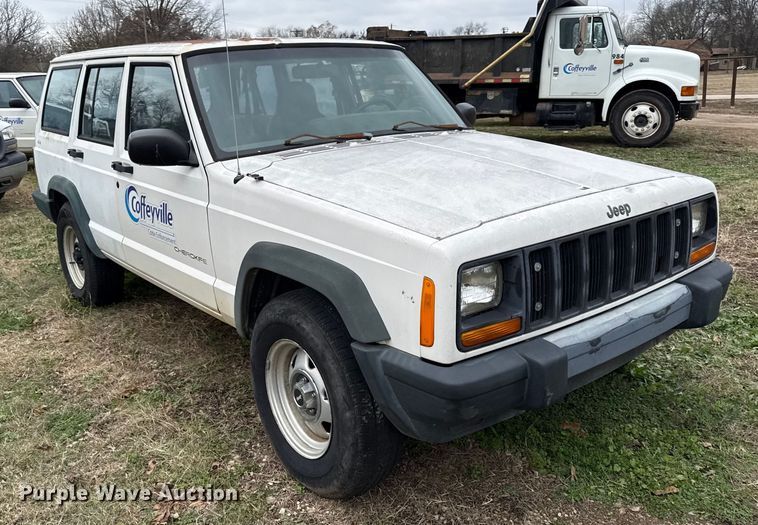 image for item EC4498 1997 Jeep Cherokee SUV