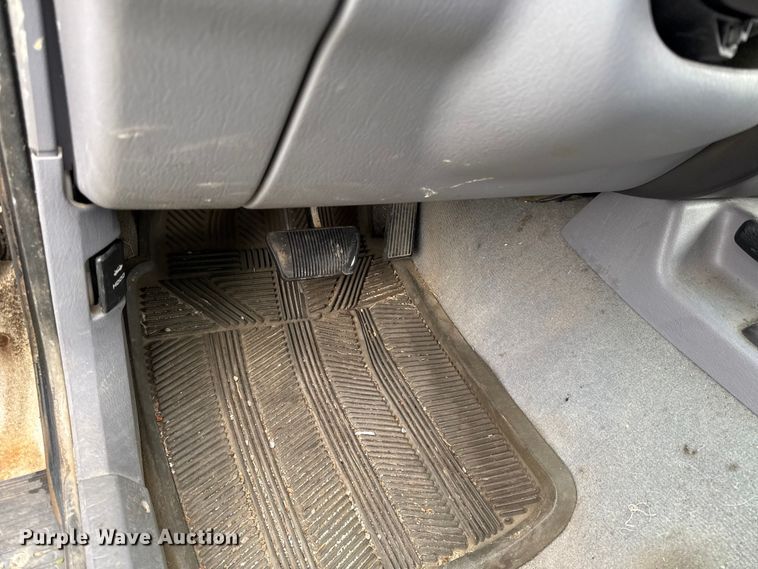 image for item EC4498 1997 Jeep Cherokee SUV