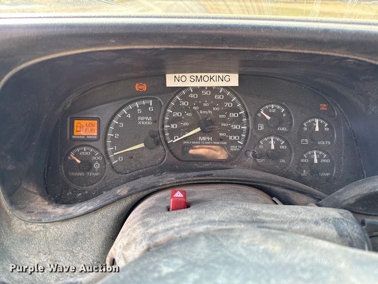 image for item EC4499 2000 Chevrolet Silverado 2500 Ext. Cab pickup truck