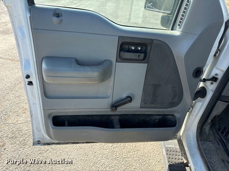 image for item EC4500 2008 Ford F150 pickup truck