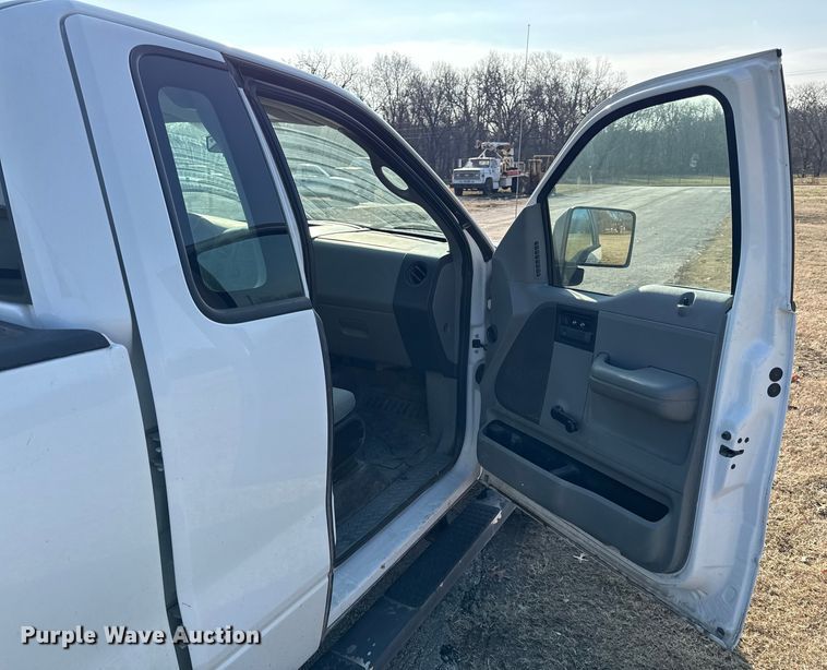 image for item EC4500 2008 Ford F150 pickup truck