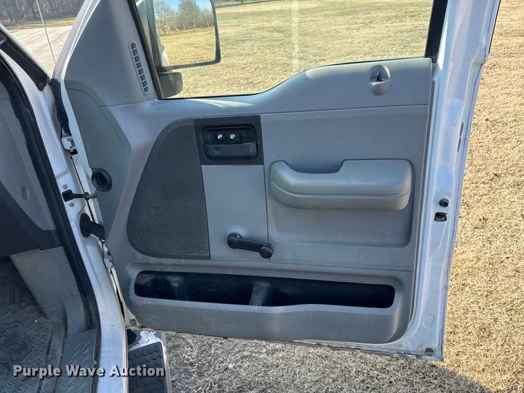 image for item EC4500 2008 Ford F150 pickup truck