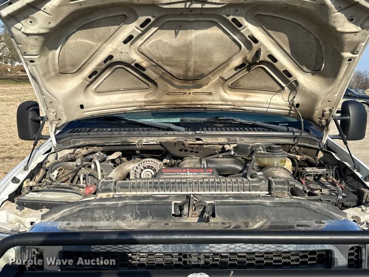 image for item EC4501 2005 Ford F350 Super Duty XL dump flatbed pickup truck