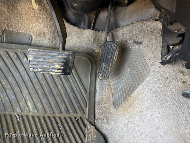 image for item EC4502 1998 Chevrolet S10 Pickup Ext. Cab pickup truck