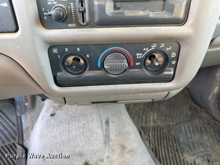 image for item EC4502 1998 Chevrolet S10 Pickup Ext. Cab pickup truck