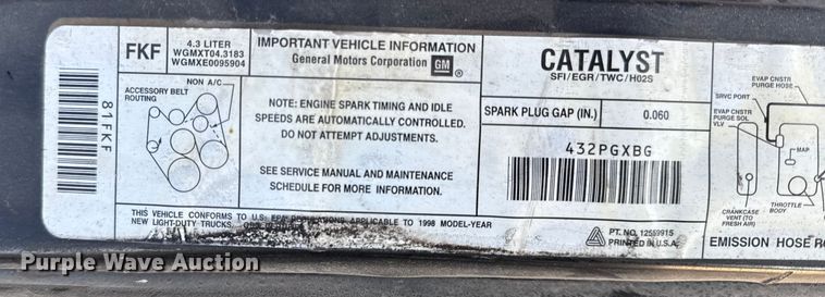 image for item EC4502 1998 Chevrolet S10 Pickup Ext. Cab pickup truck