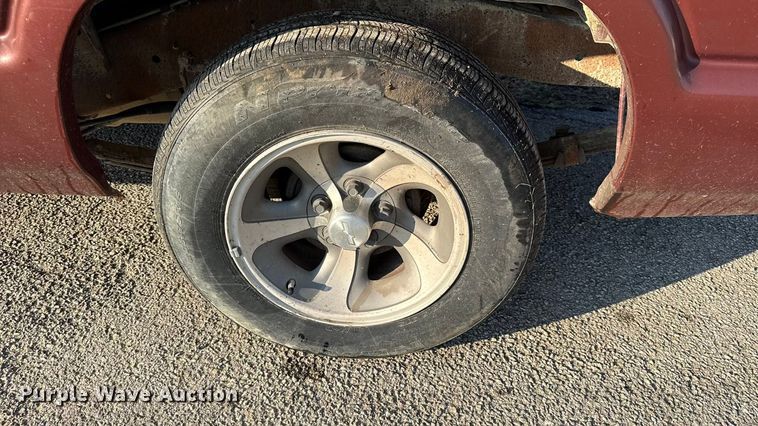 image for item EC4502 1998 Chevrolet S10 Pickup Ext. Cab pickup truck