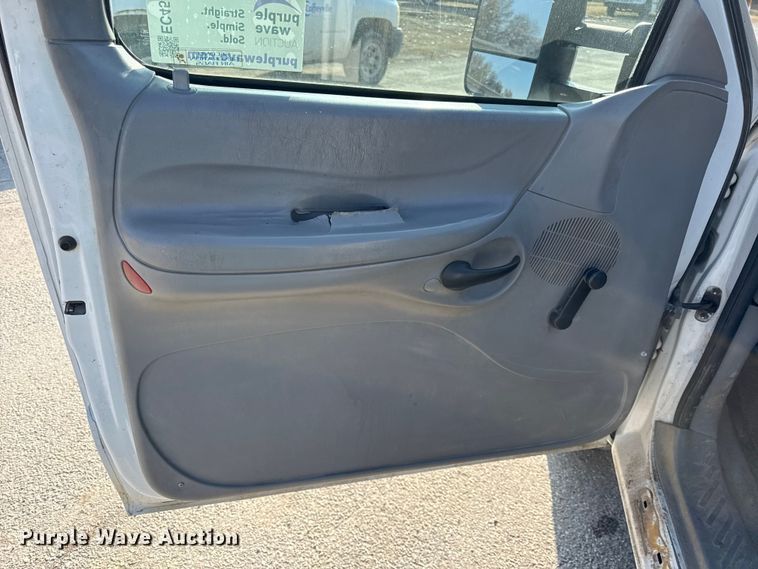 image for item EC4503 1998 Ford F150 pickup truck