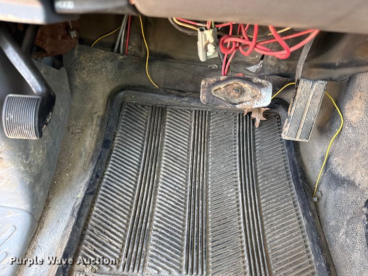 image for item EC4503 1998 Ford F150 pickup truck