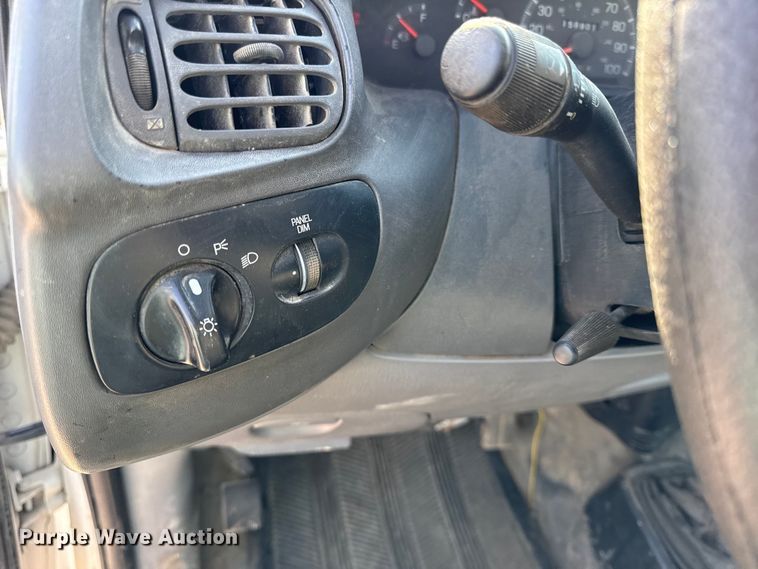 image for item EC4503 1998 Ford F150 pickup truck