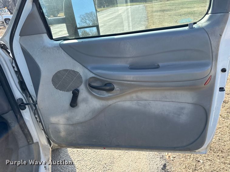 image for item EC4503 1998 Ford F150 pickup truck