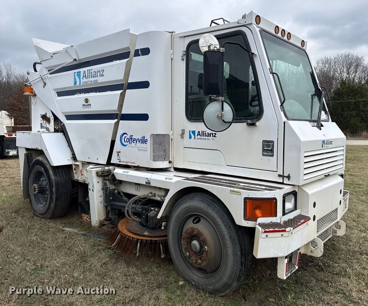 image for item EC4504 2009 Allianz Johnston Sweeper street sweeper truck