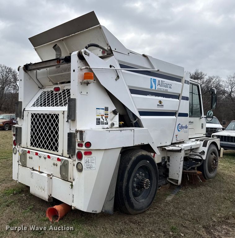 image for item EC4504 2009 Allianz Johnston Sweeper street sweeper truck