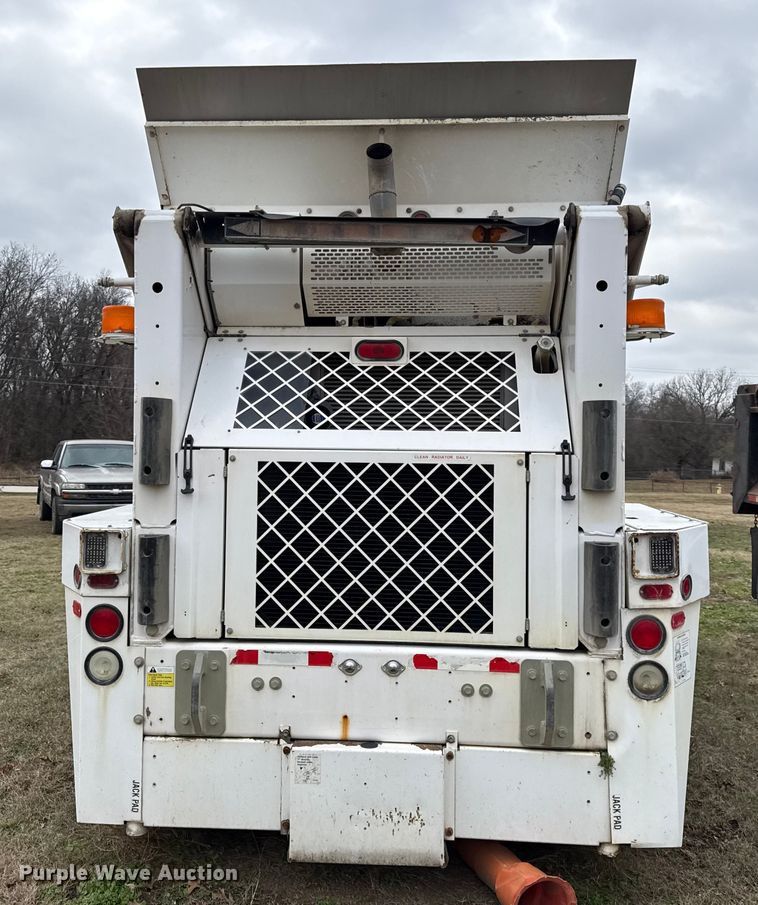 image for item EC4504 2009 Allianz Johnston Sweeper street sweeper truck