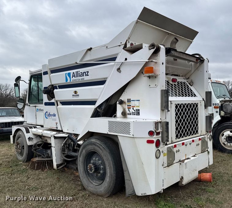 image for item EC4504 2009 Allianz Johnston Sweeper street sweeper truck