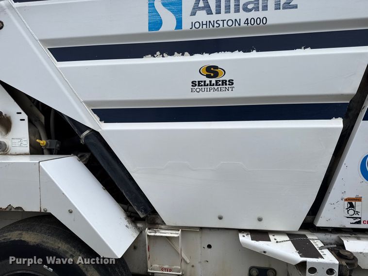 image for item EC4504 2009 Allianz Johnston Sweeper street sweeper truck