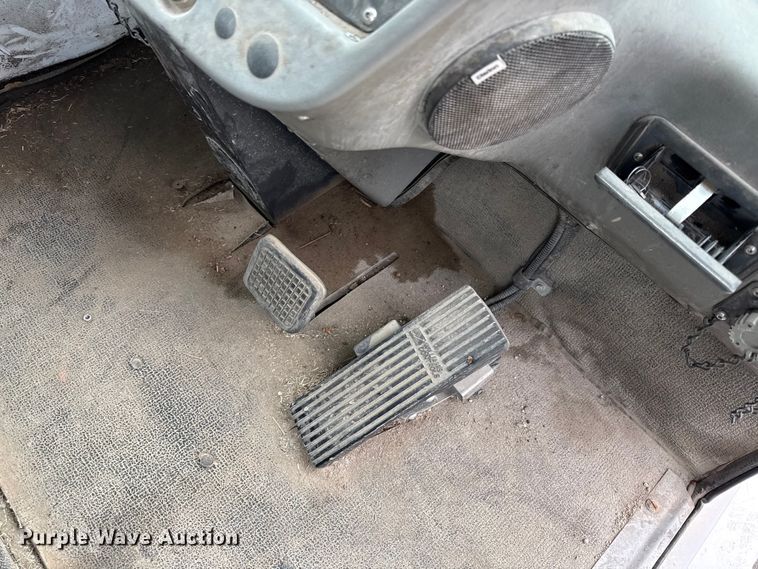 image for item EC4504 2009 Allianz Johnston Sweeper street sweeper truck