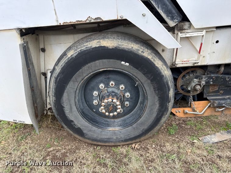 image for item EC4504 2009 Allianz Johnston Sweeper street sweeper truck