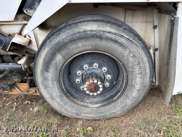 image for item EC4504 2009 Allianz Johnston Sweeper street sweeper truck