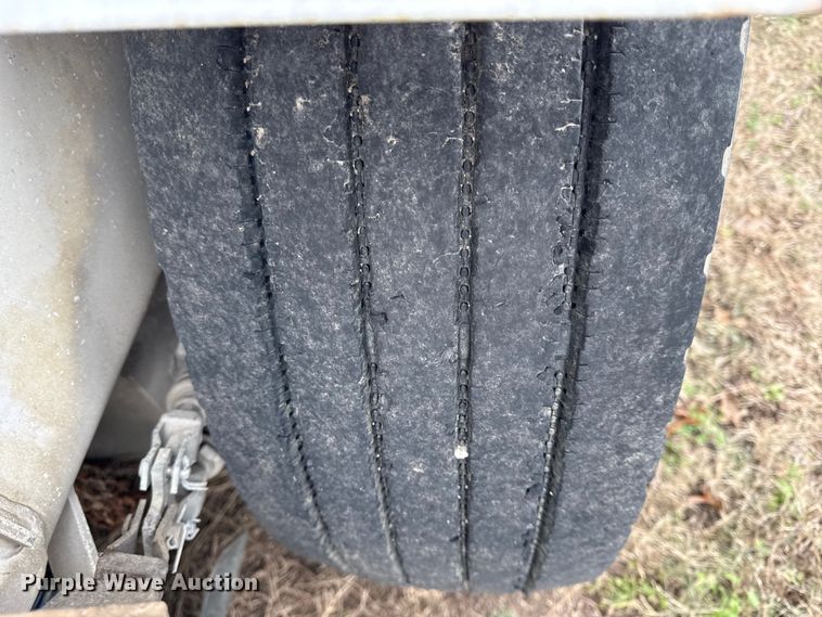 image for item EC4504 2009 Allianz Johnston Sweeper street sweeper truck