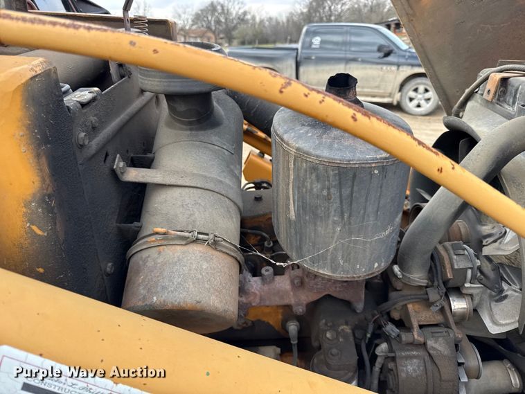 image for item EC4506 1991 Case 580 Super K backhoe