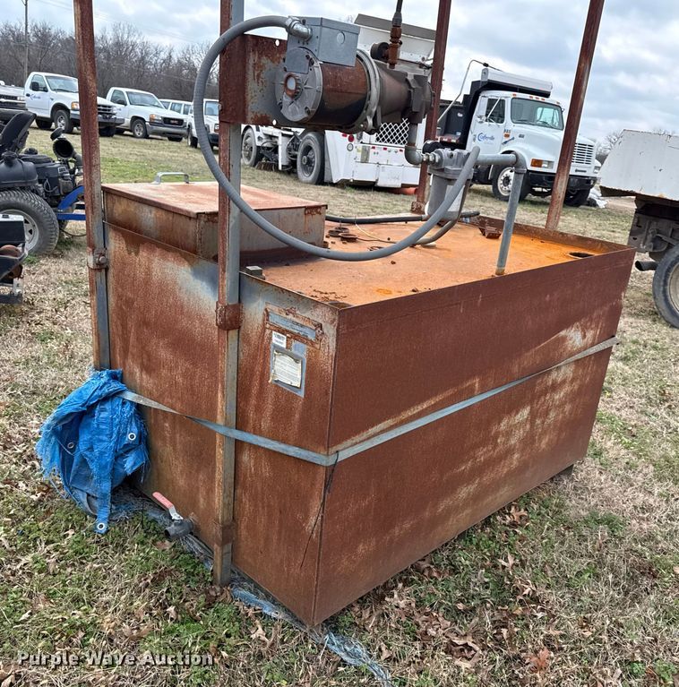 image for item EC4509 (2) Tanks