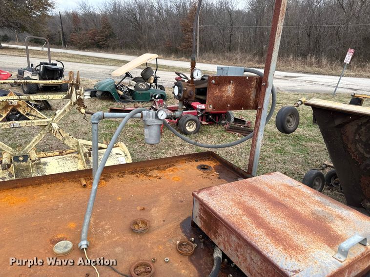 image for item EC4509 (2) Tanks