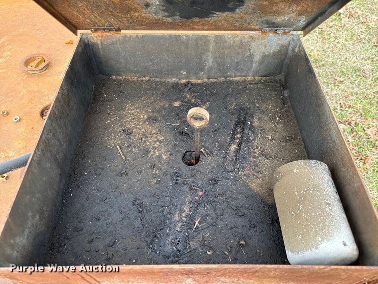 image for item EC4509 (2) Tanks